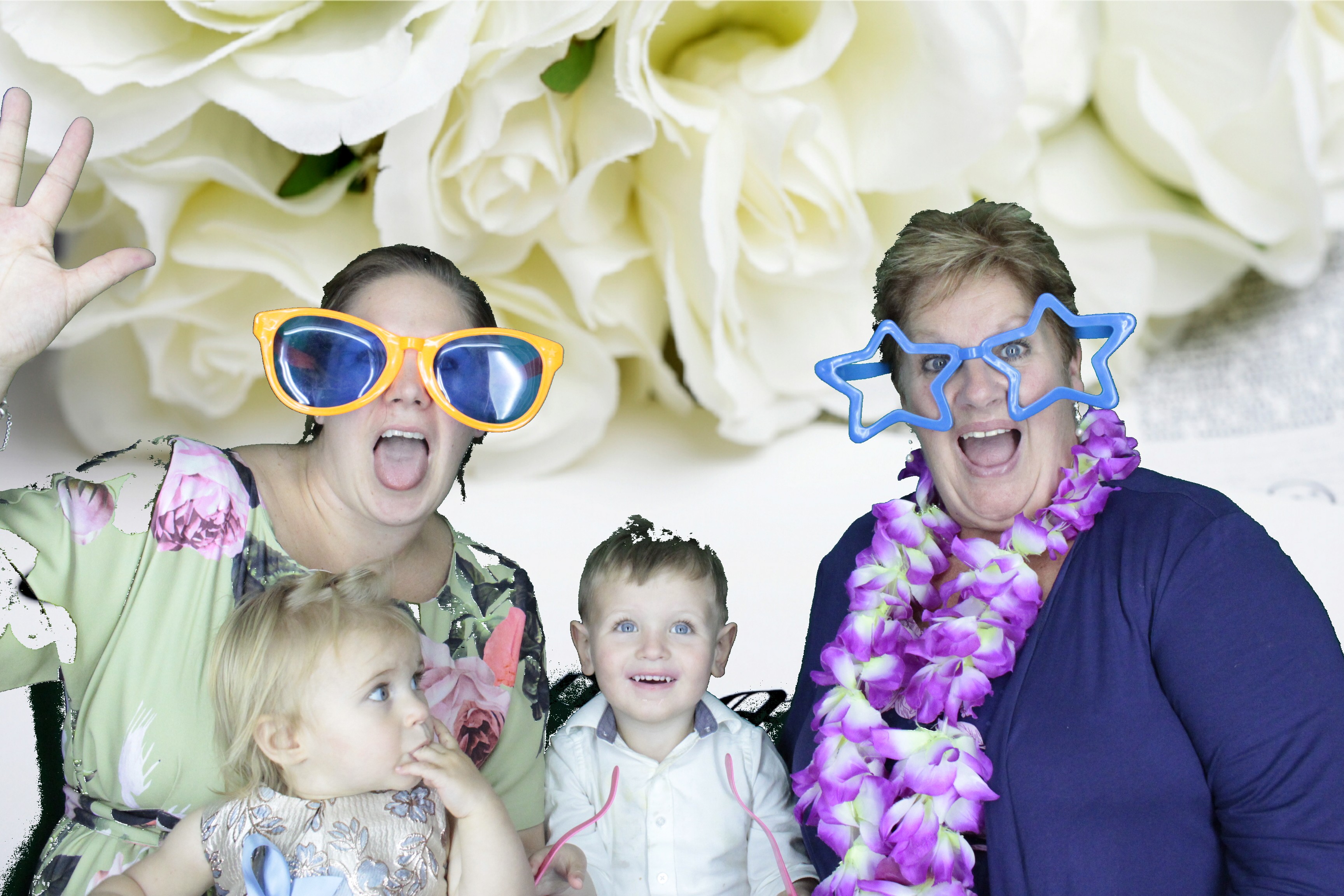 Katie and Jons Wedding | View more photos from the event at gallery.myphotoboothexperience.co.uk/u/MyPhotoBoothExperienceLtd/Katie-and-Jons-Wedding